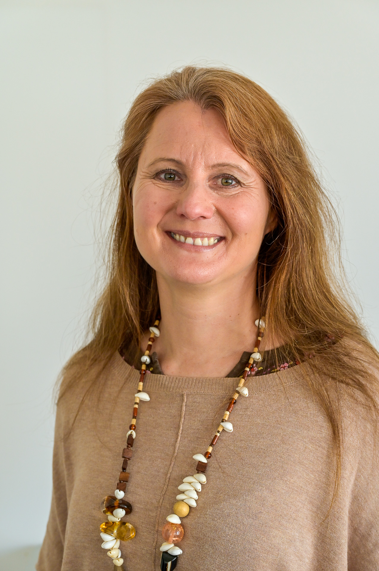 LAURE DESBUREAUX ANTOINE