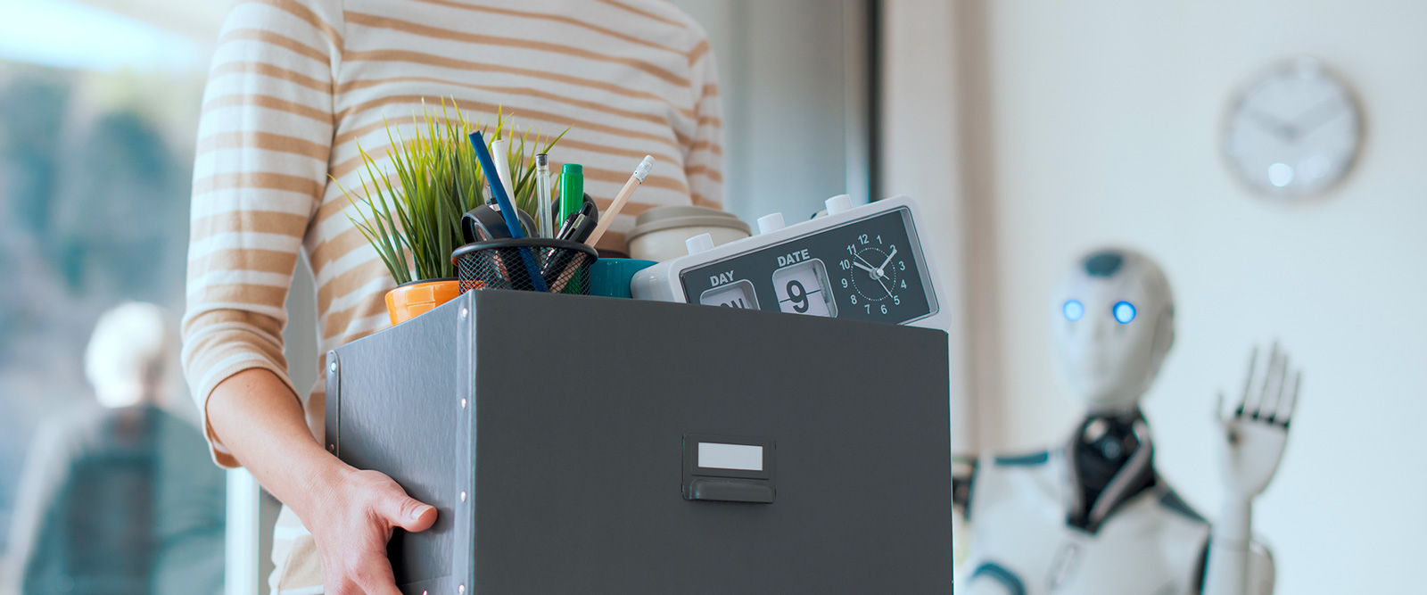 1000 pages pour justifier l&rsquo;injustifiable : 2400 suppressions de postes dans de nombreux services